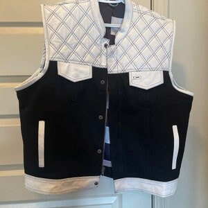 Leather Hunt Club Custom Builder Double Diamond Quilted Motorcycle Biker Vest